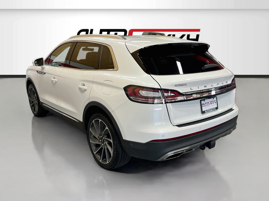Used 2023 White Metallic Lincoln Reserve image 5