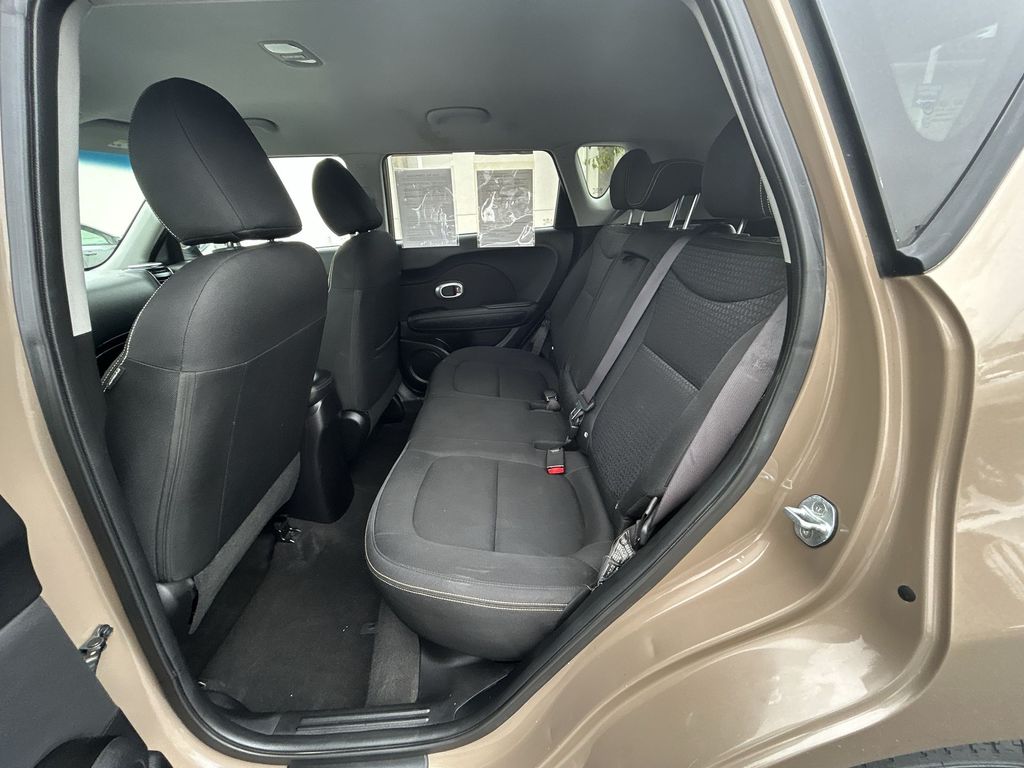 Thumbnail: 2014 Kia Soul - 20