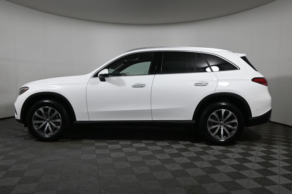 Thumbnail: 2026 Mercedes-Benz GLC - 2