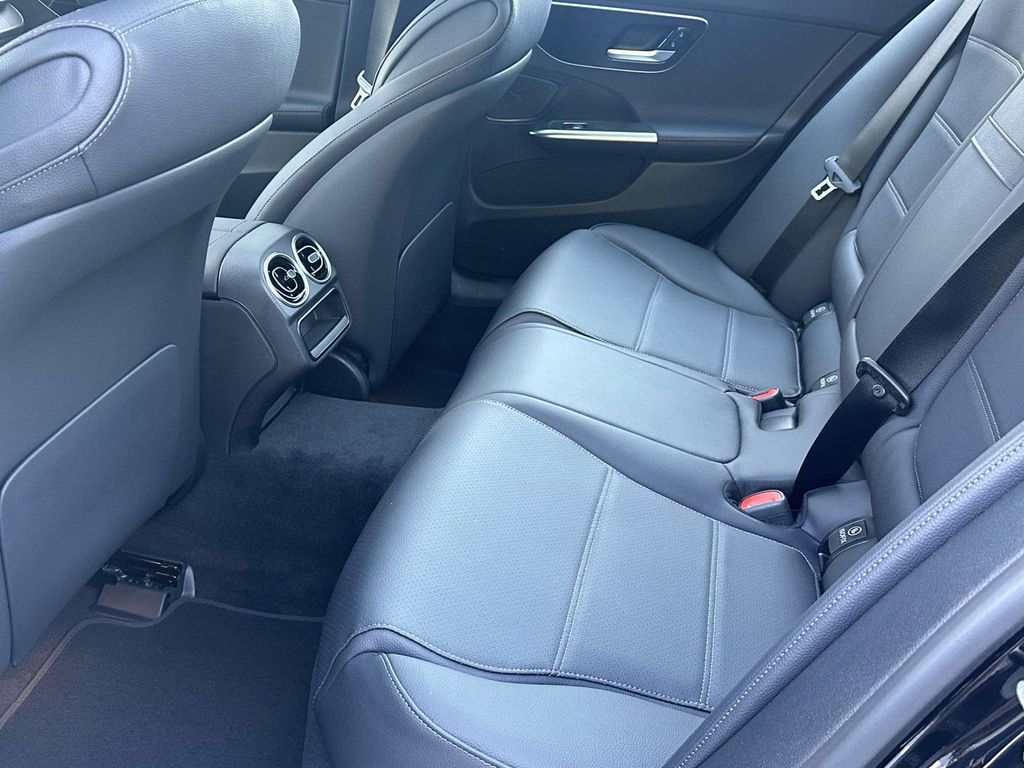 2025 Mercedes-Benz C-Class C 300 19