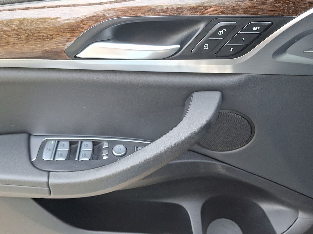 2022 BMW X3 xDrive30i 12