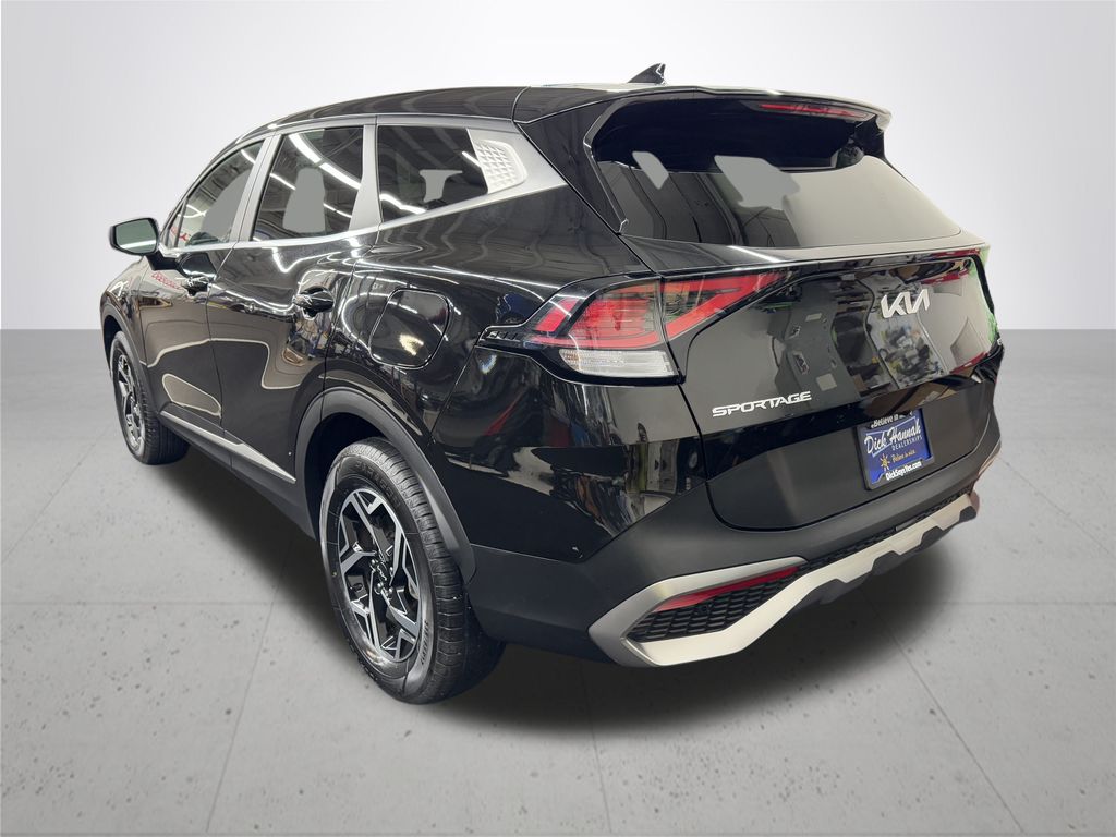 2024 Kia Sportage LX
