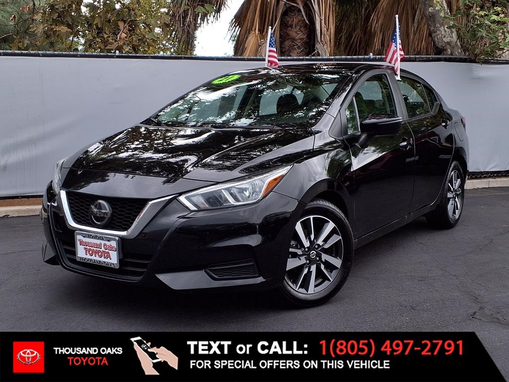  2021 Nissan Versa SV FWD   