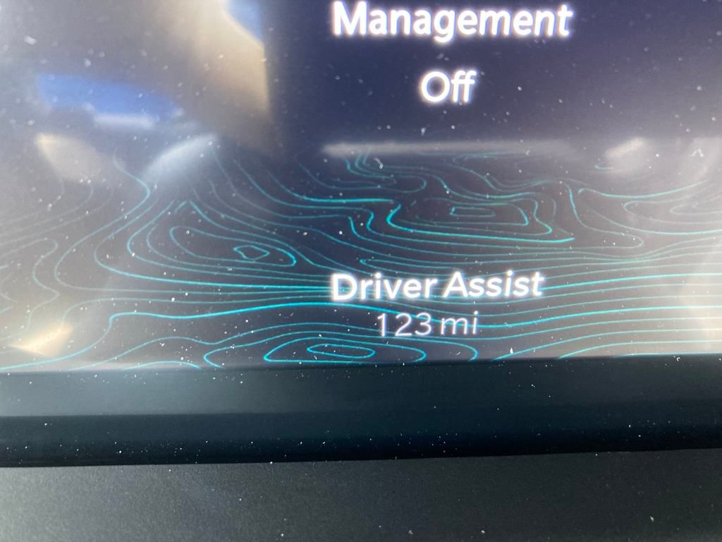 New 2024 White Jeep 4xe image 23