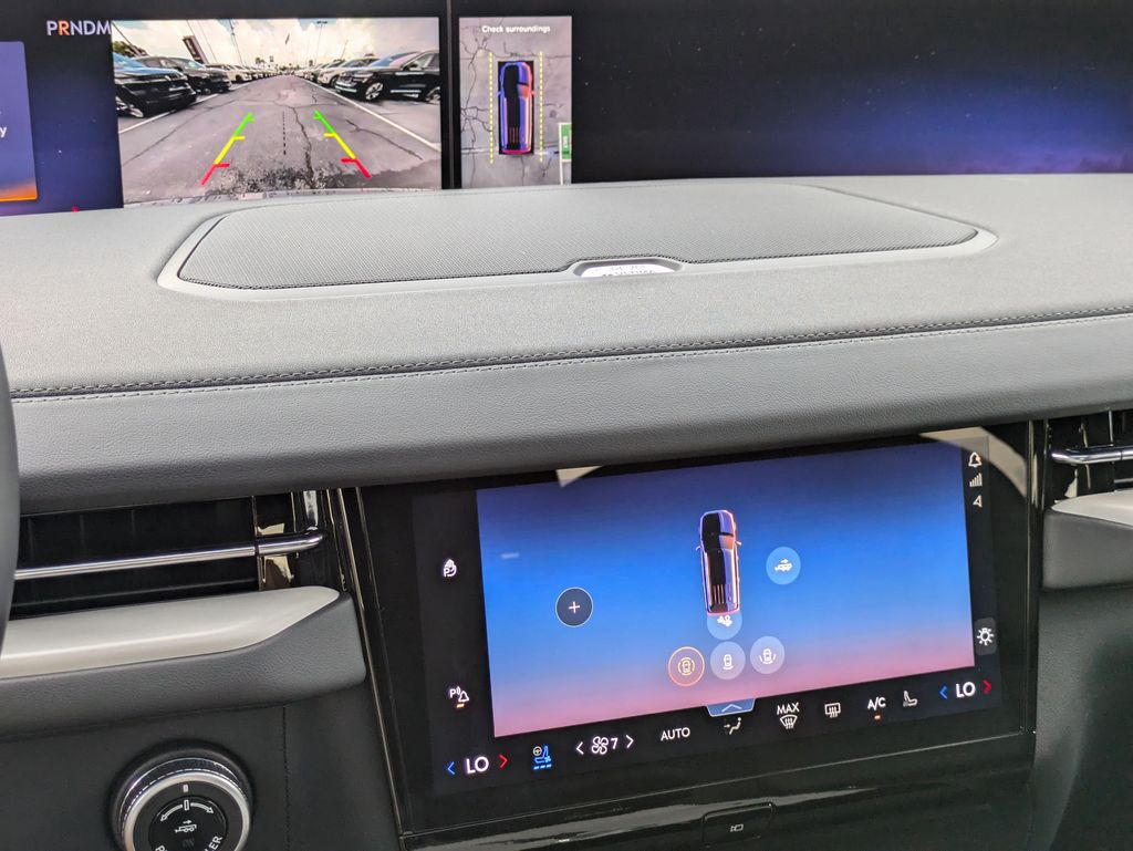 2027 Lincoln Navigator Reserve L