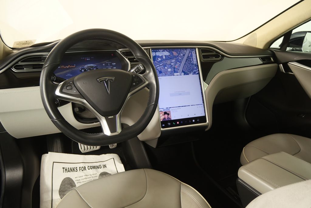 Thumbnail: 2013 Tesla Model S - 18