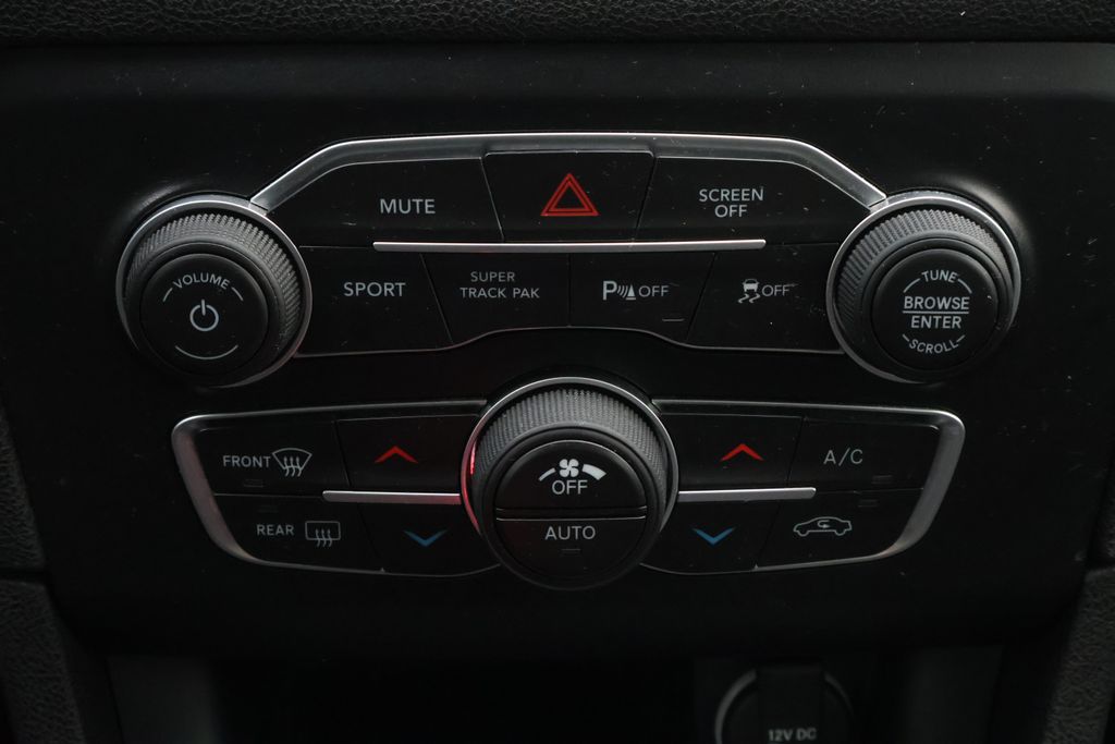 Thumbnail: 2023 Dodge Charger - 17