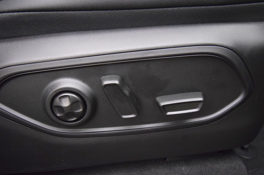 new 2026 Jeep Grand Cherokee L car, priced at $50,772