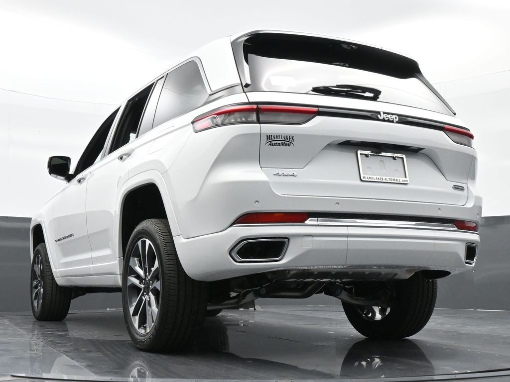 Used 2024 Bright White Clearcoat Jeep Overland image 61