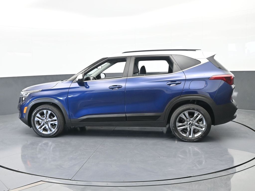 Used 2023 Dark Ocean Blue/White Roof Kia S image 3