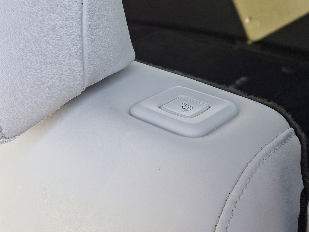 Thumbnail: 2024 Hyundai Santa Fe - 12