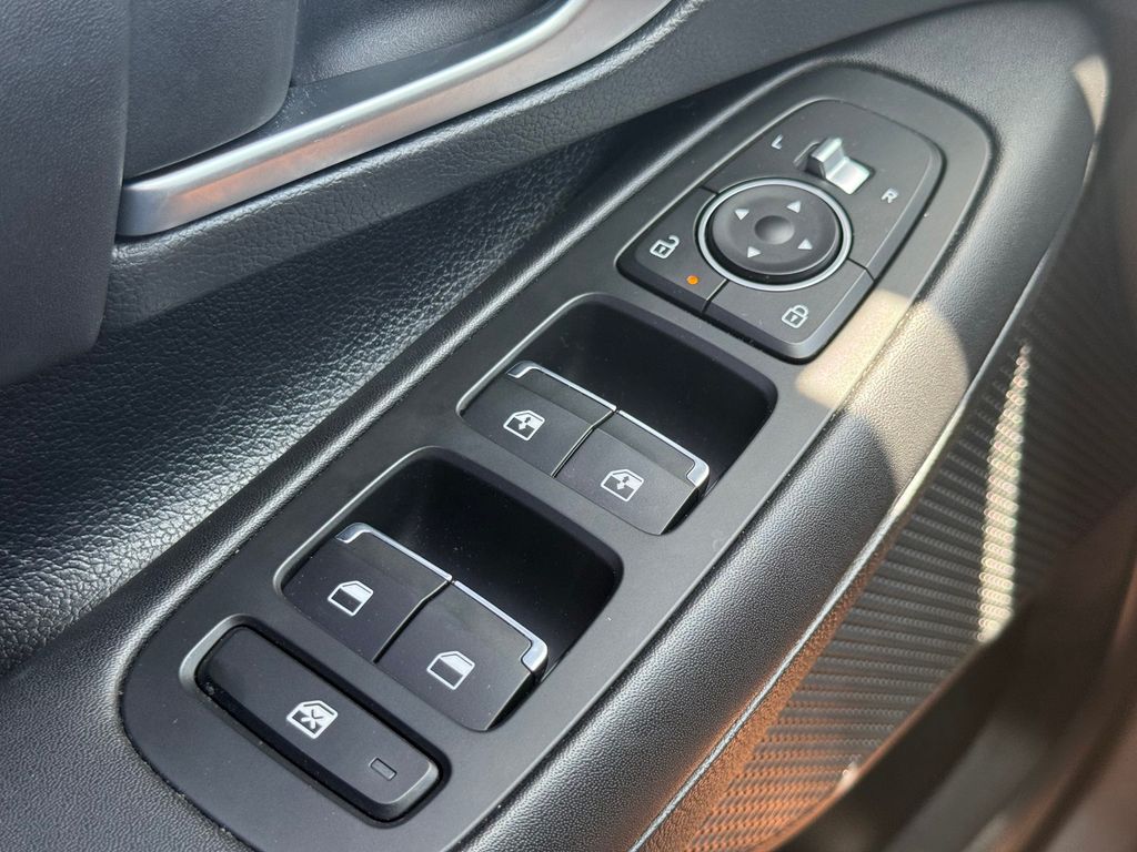 Used Car 2024 Hyundai Sonata Hybrid  Sel For Sale Under $25,000 In San Marcos, Texas