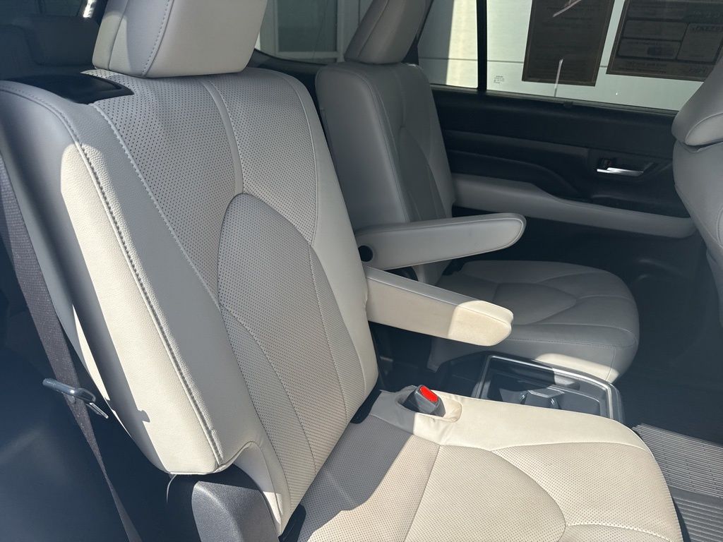 2024 Toyota Grand Highlander Hybrid Limited