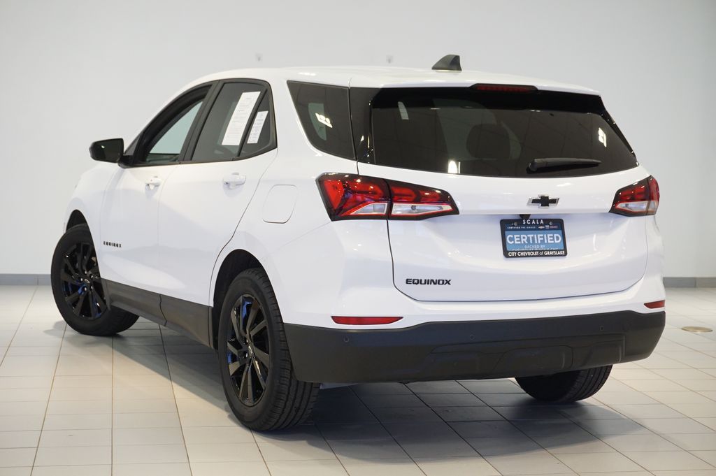 View vehicle photo 7