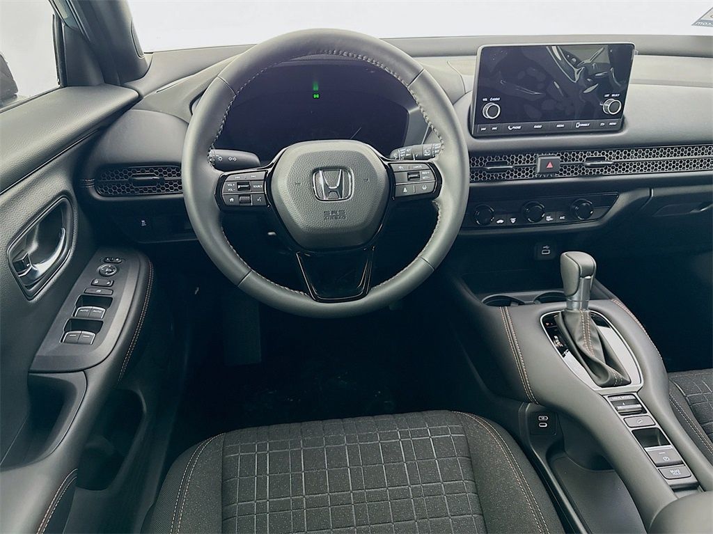 Used Car 2025 Honda Hr-v  Sport For Sale Under $30,000 In Austin, Texas