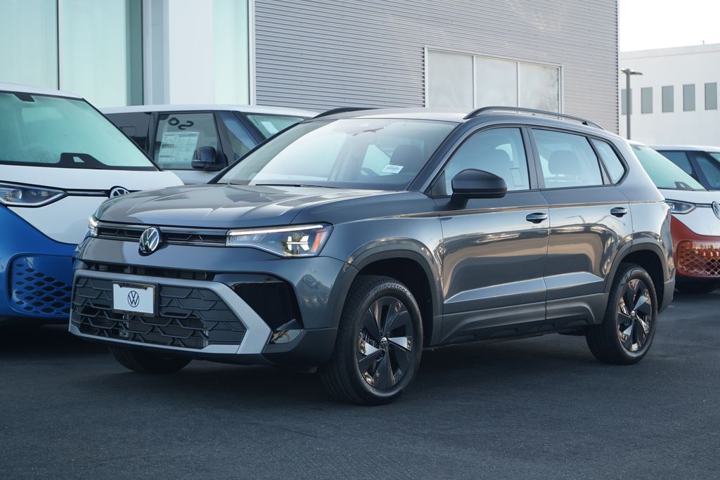 Thumbnail: 2026 Volkswagen Taos - 1