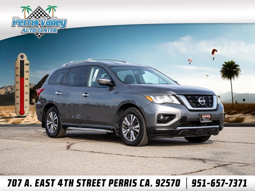 2019 Nissan Pathfinder SV