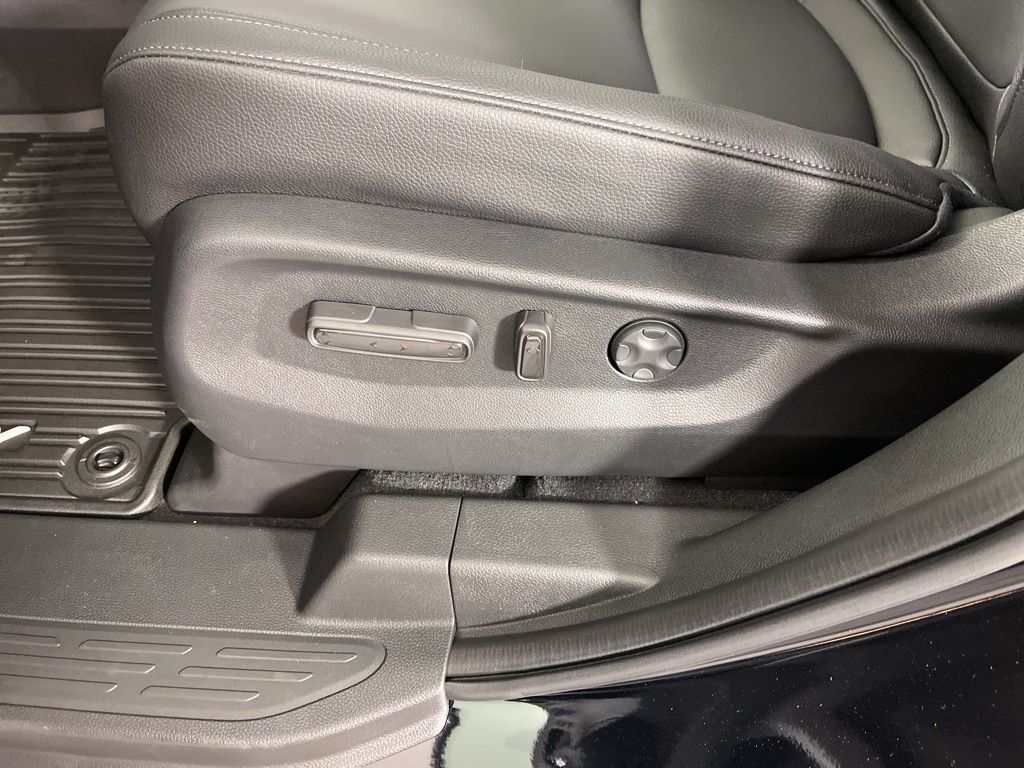 Thumbnail: 2026 Honda Odyssey - 28