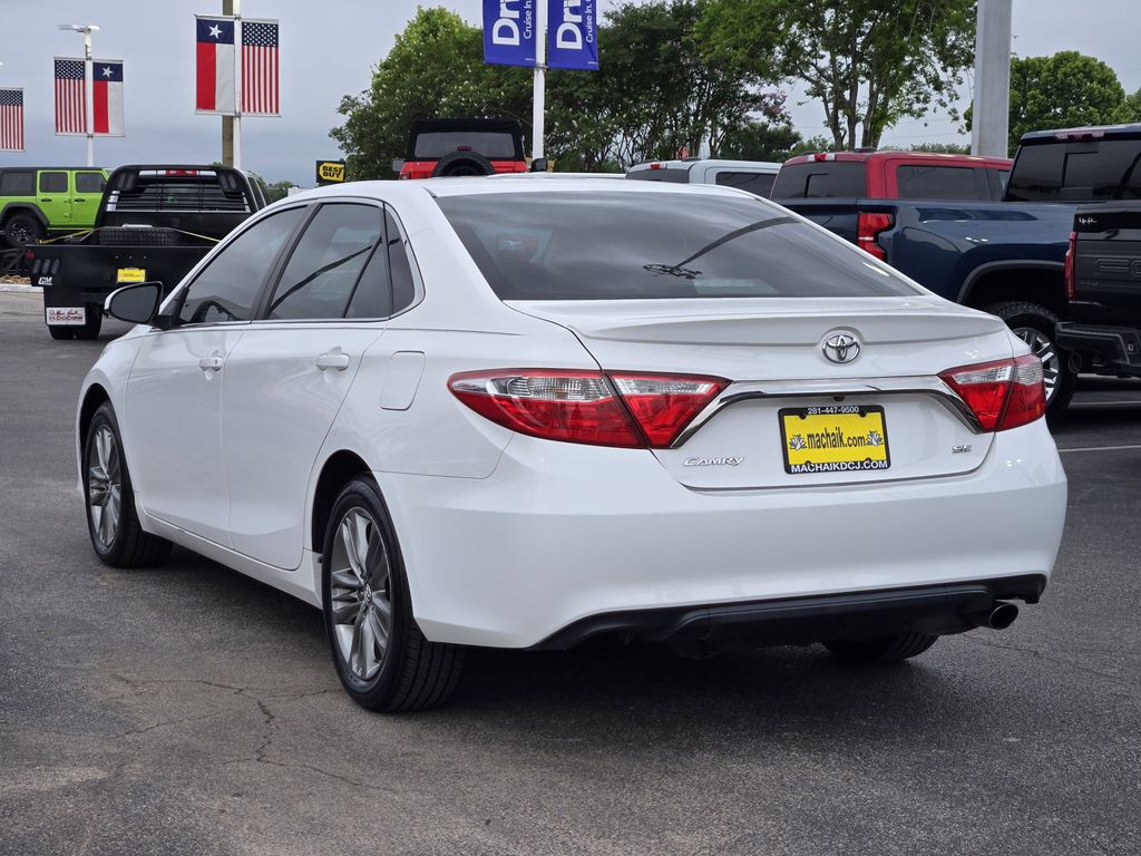 2017 Toyota Camry SE White at Gullo Toyota