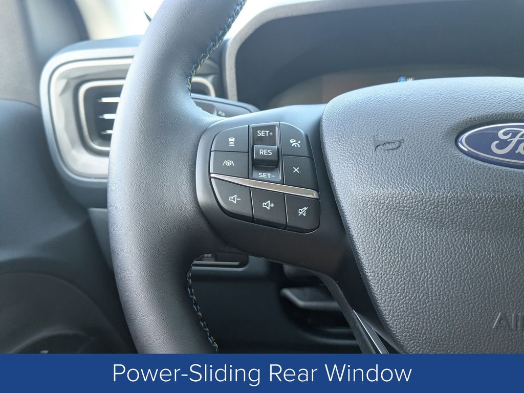 2025 Ford Maverick Lobo