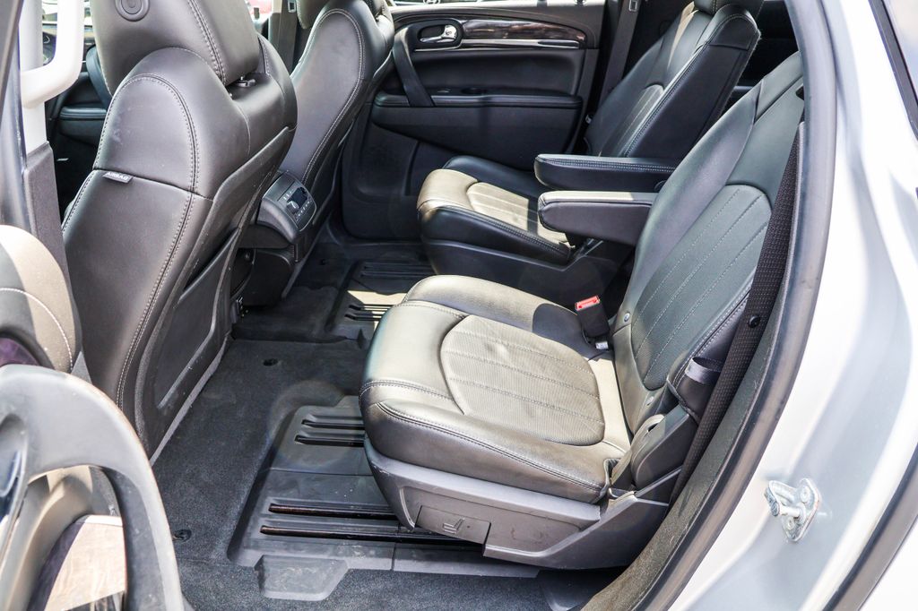 2016 Buick Enclave Leather Group 26