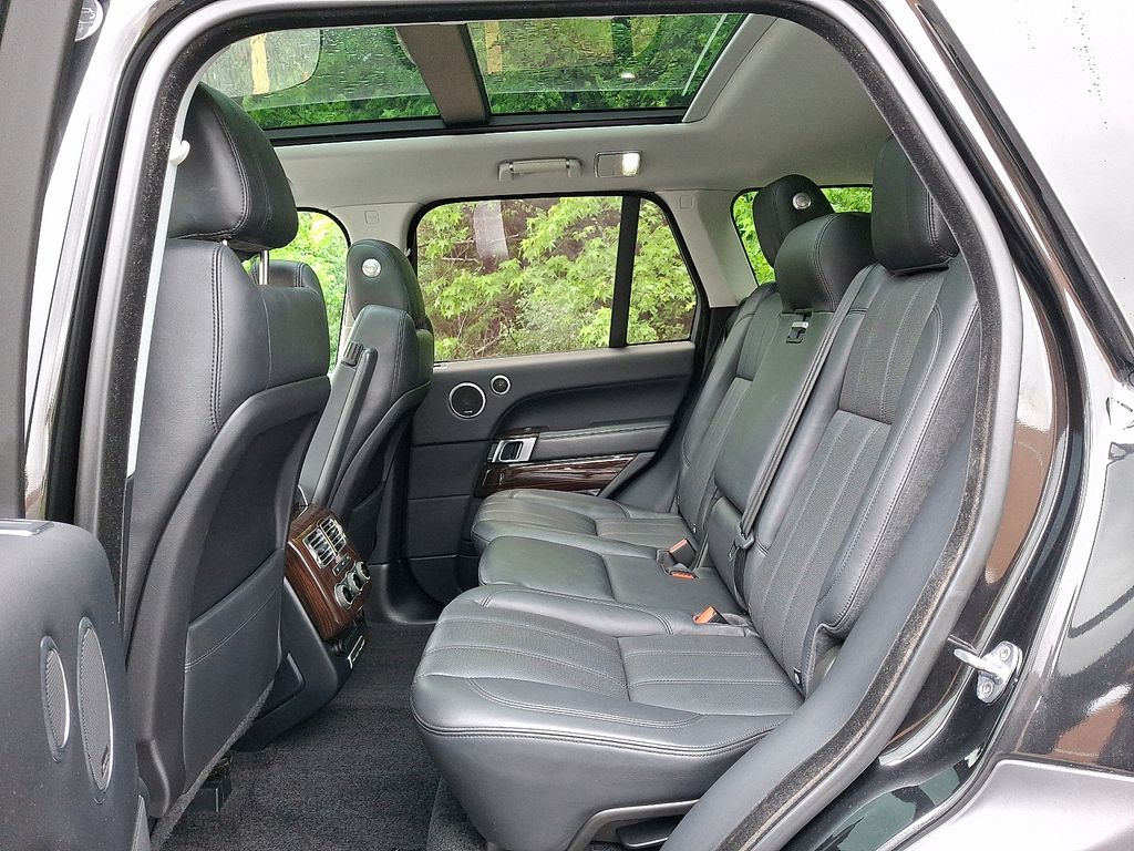 2016 Land Rover Range Rover Supercharged 10