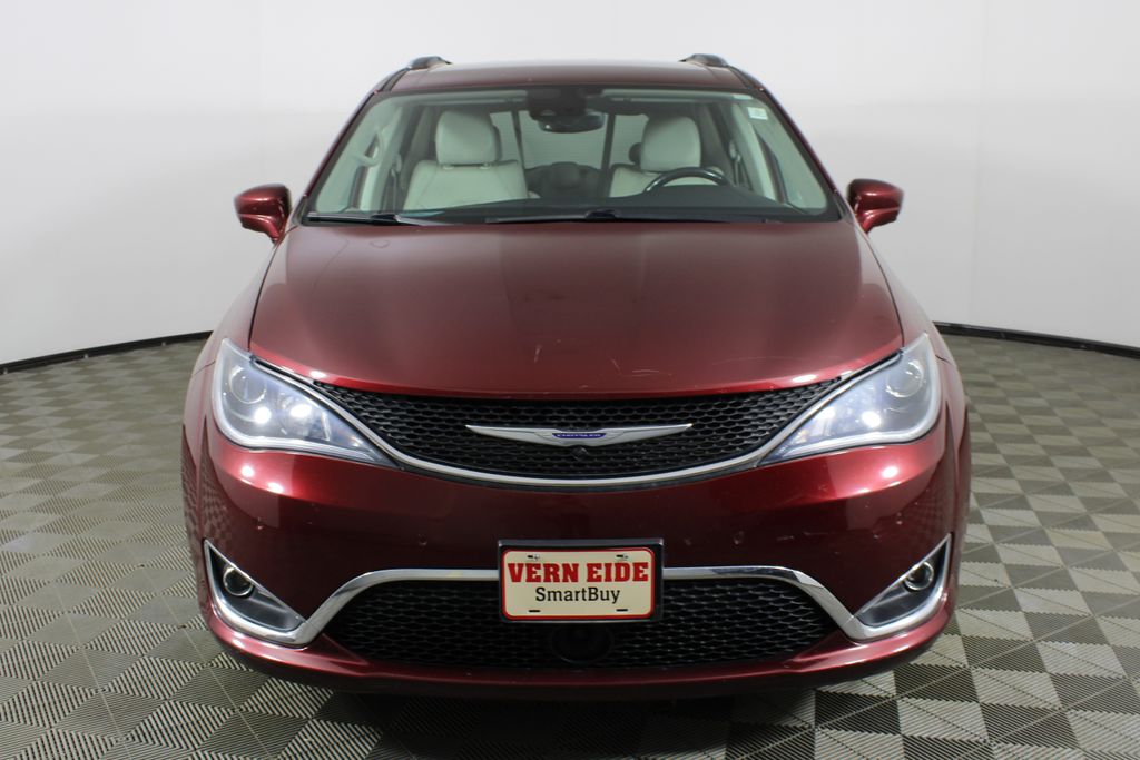 Used 2019 Chrysler Pacifica for sale in 