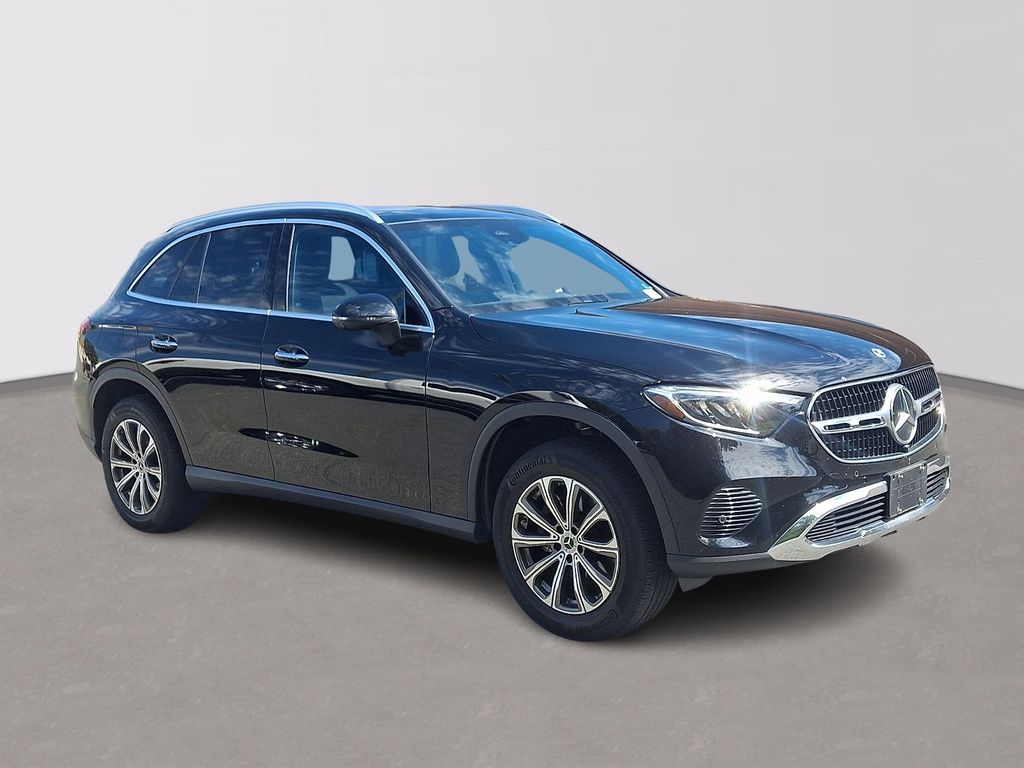 Thumbnail: 2023 Mercedes-Benz GLC - 3