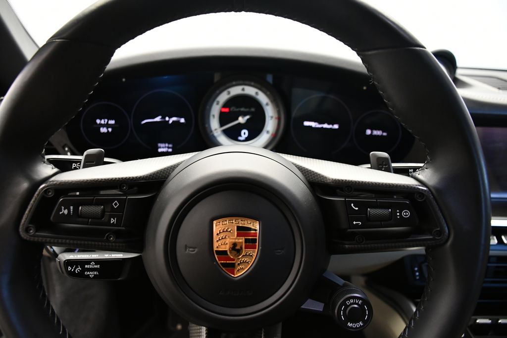 Thumbnail: 2022 Porsche 911 - 25