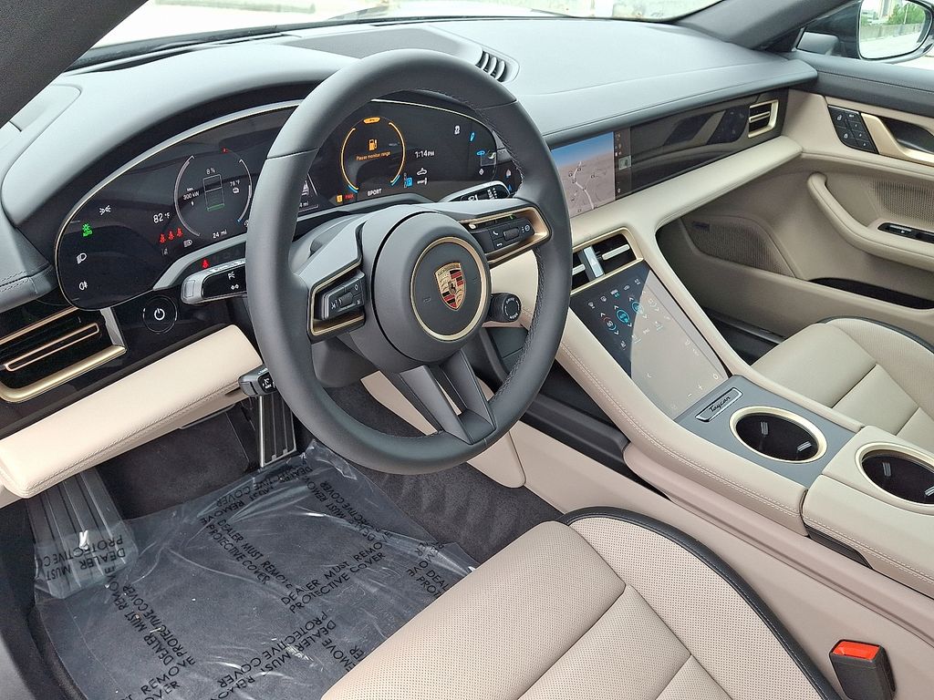 Thumbnail: 2025 Porsche Taycan - 4