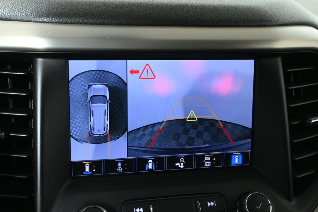 Thumbnail: 2021 GMC Acadia - 23