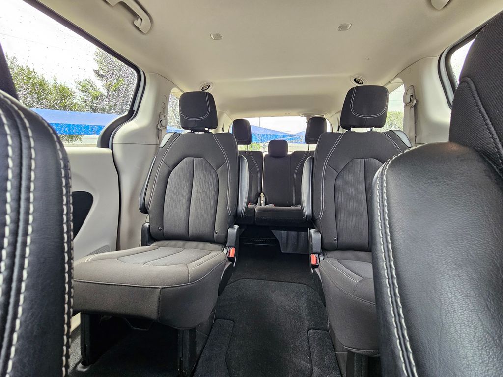 Used Car 2024 Chrysler Voyager  Lx For Sale Under $25,000 In San Marcos, Texas