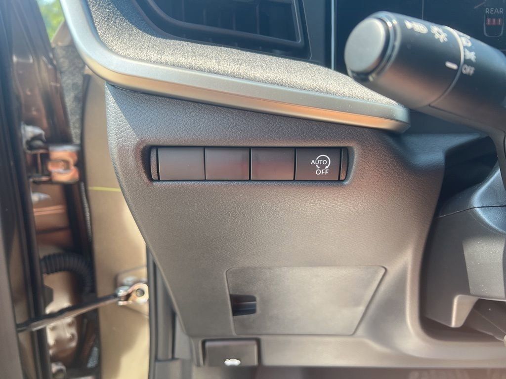 2025 Canyon Bronze Metallic Nissan Kicks SV FWD SUV