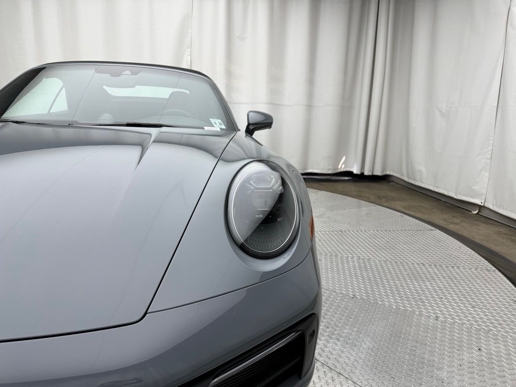 Thumbnail: 2023 Porsche 911 - 27