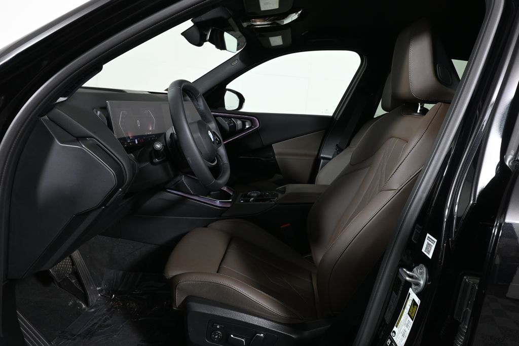 Thumbnail: 2026 BMW X3 - 3