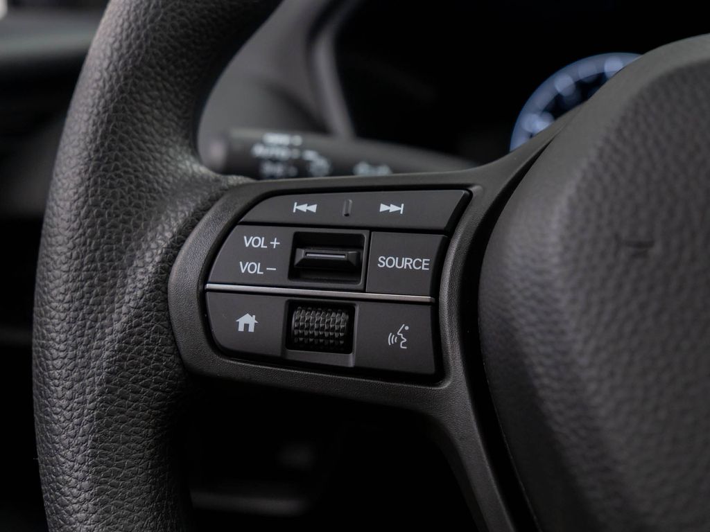 2025 Honda HR-V LX photo