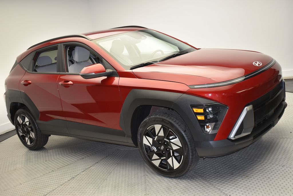 2025 Hyundai Kona SEL 3