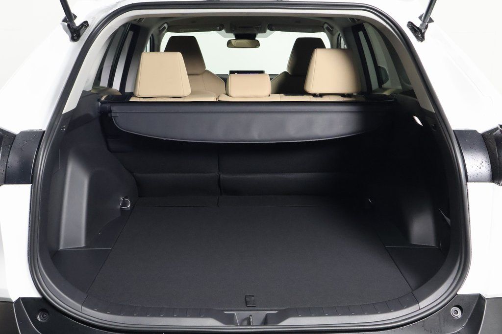 Thumbnail: 2025 Toyota RAV4 - 8