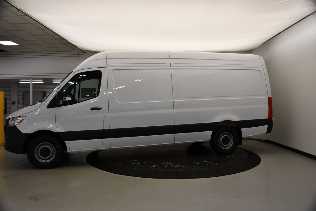 2025 Mercedes-Benz Sprinter 2500 2