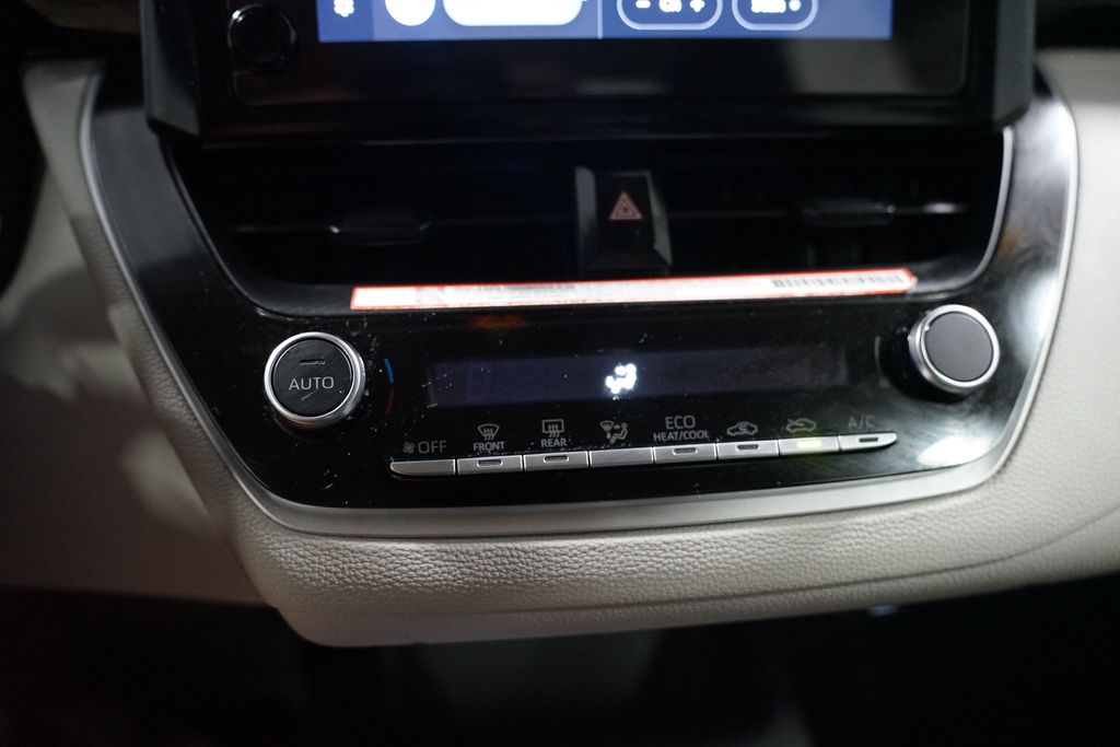 Thumbnail: 2025 Toyota Corolla - 21