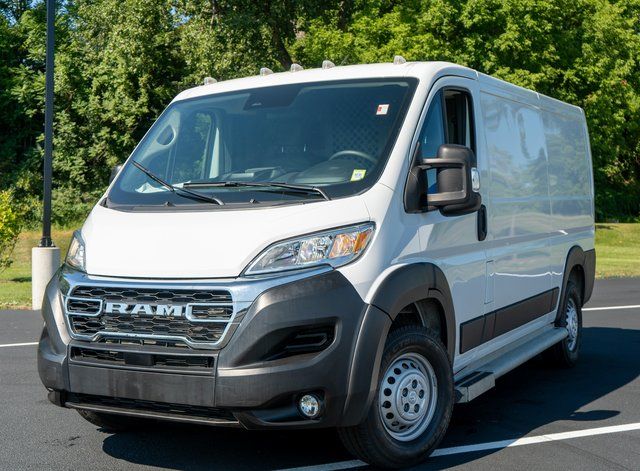 Bright White Clearcoat 2025 RAM ProMaster Van Front-Wheel Drive 9-Speed Automatic