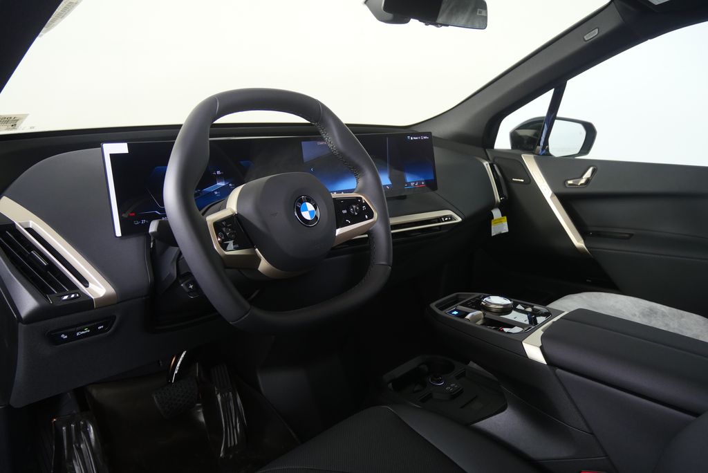 Thumbnail: 2026 BMW iX - 12