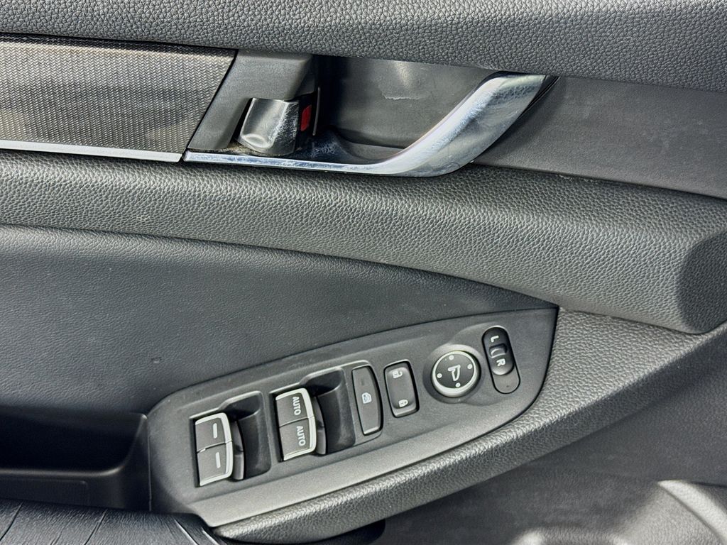 Used Car 2018 Honda Accord  Sport For Sale Under $20,000 In Austin, Texas