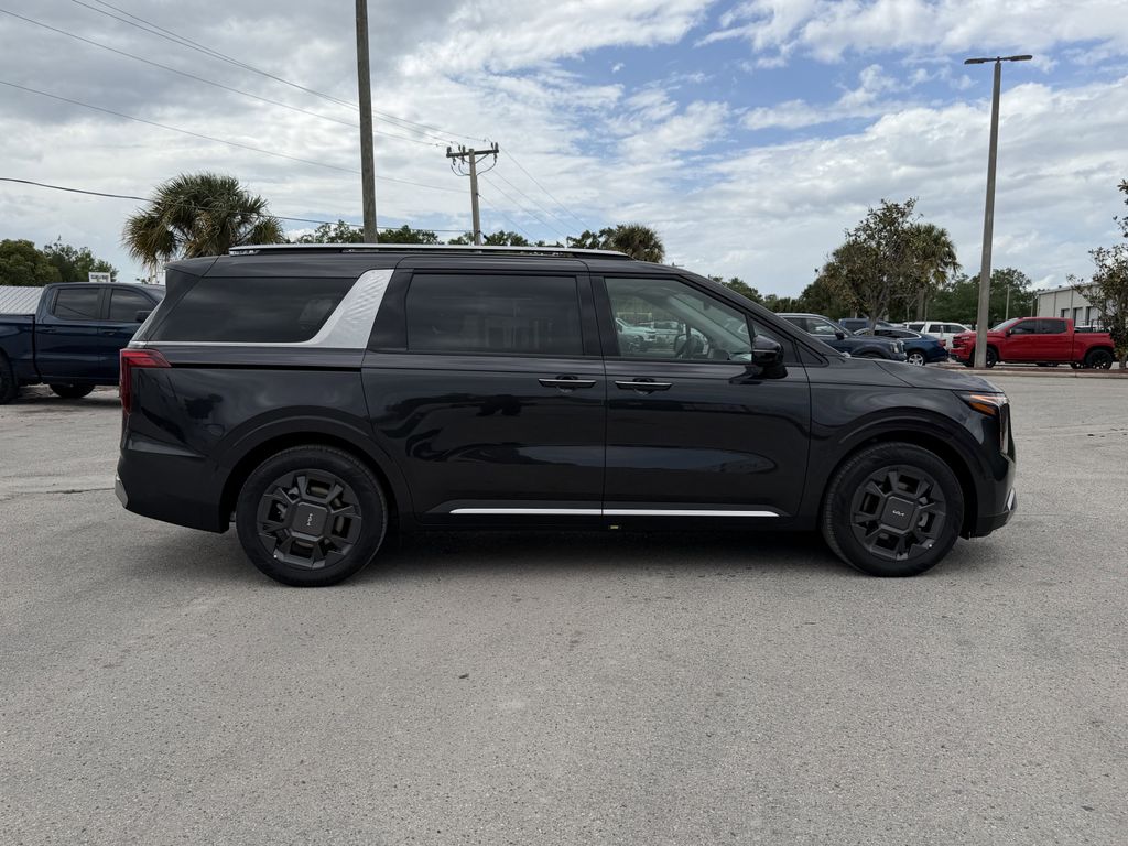 new 2026 Kia Carnival Hybrid car, priced at $43,994