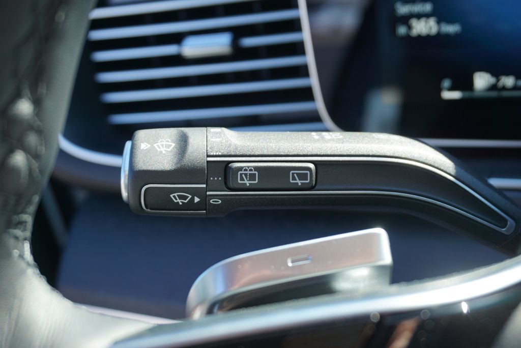 Thumbnail: 2026 Mercedes-Benz GLE - 31