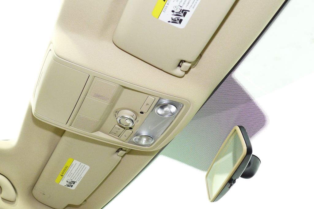 Thumbnail: 2013 Volkswagen Jetta - 17