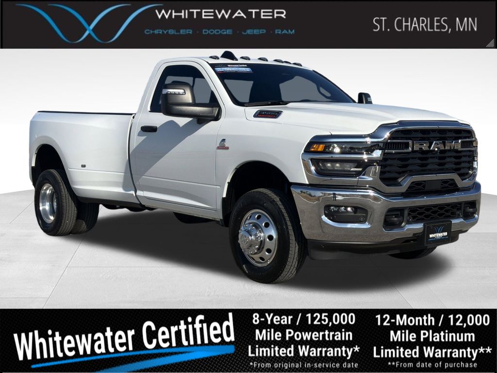 Bright White Clearcoat 2026 RAM 3500 Pickup Truck Four-Wheel Drive 8-Speed Automatic