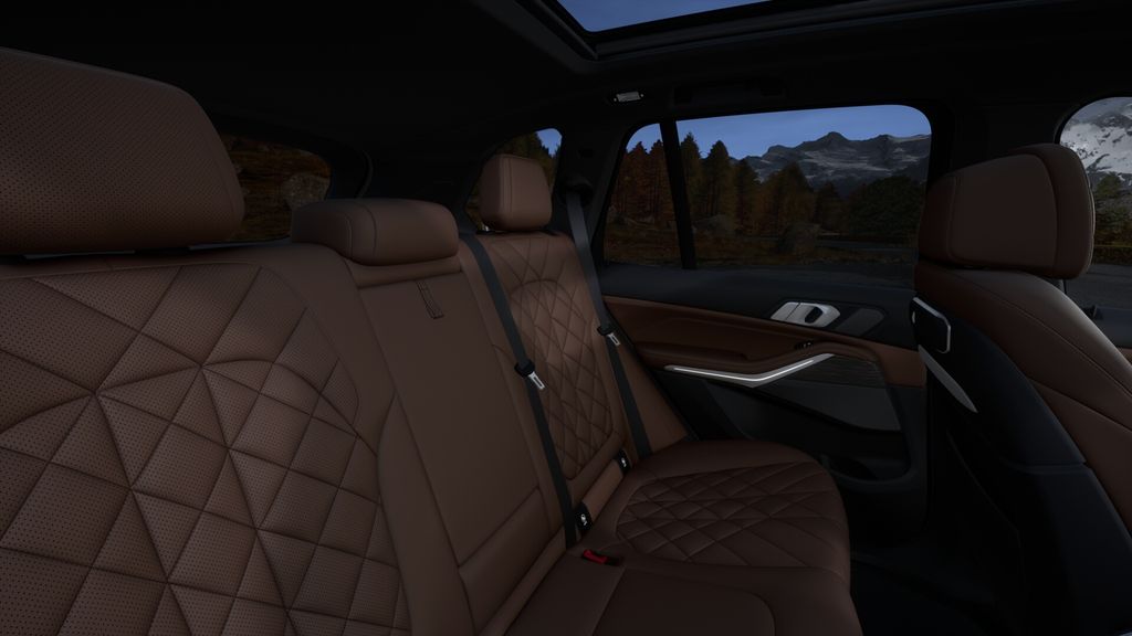 Thumbnail: 2026 BMW X5 - 12