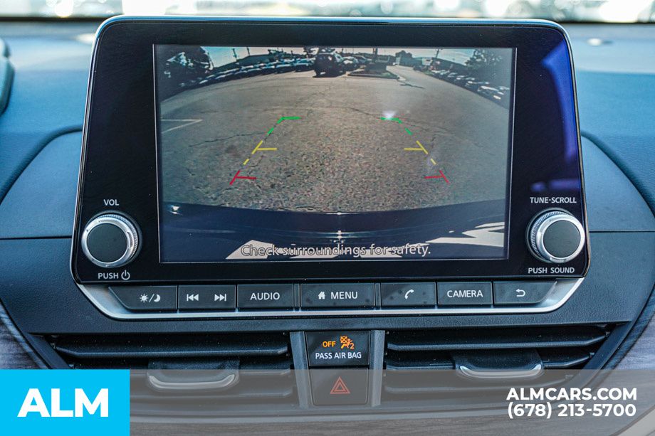 Used 2025 Black Nissan 2.5 SV image 34