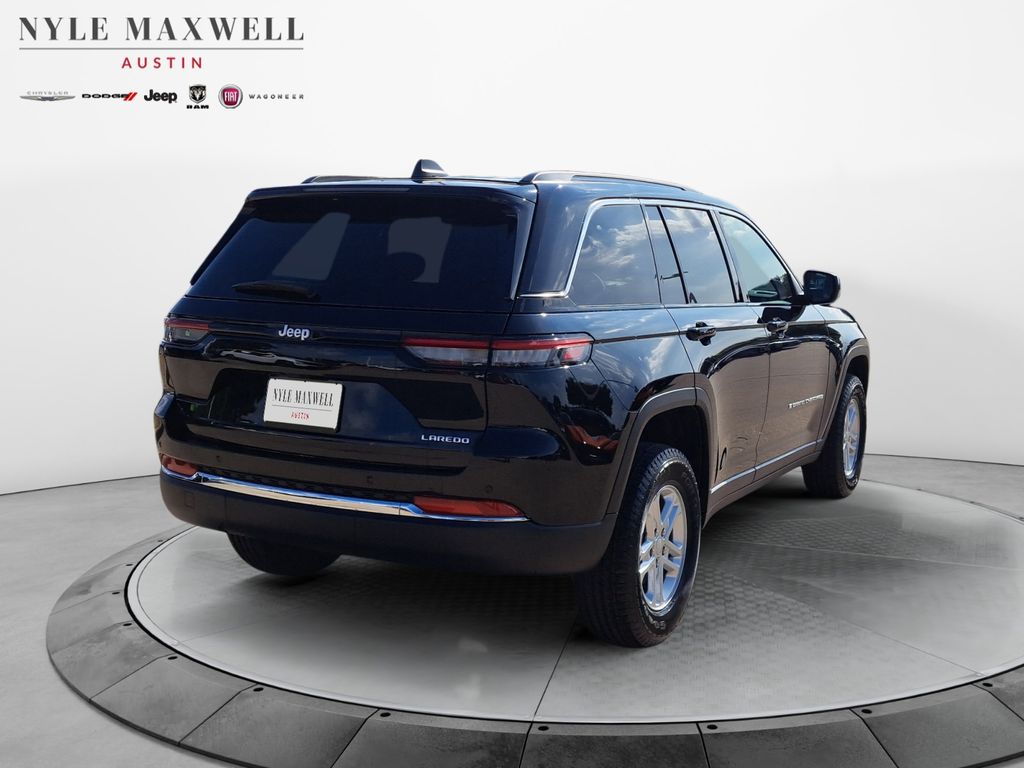New Car 2025 Jeep Grand Cherokee  Laredo For Sale Under $35,000 In Austin, Texas